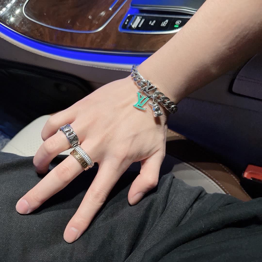 Louis Vuitton Silver Ring